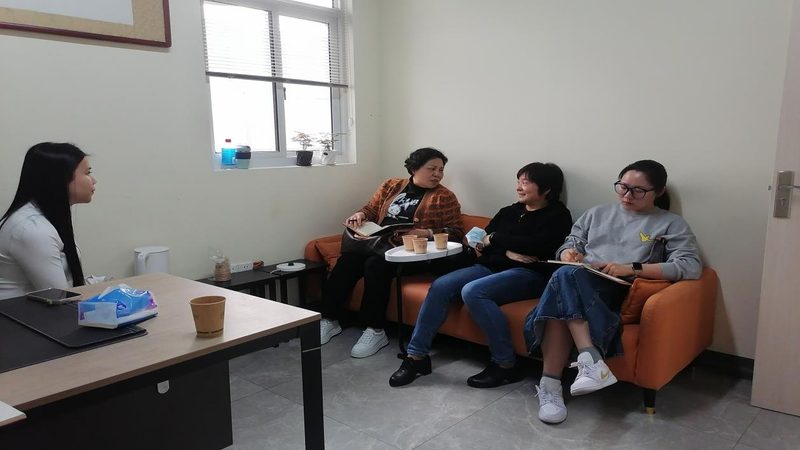 在培训实施过程中，要关注以下几点：