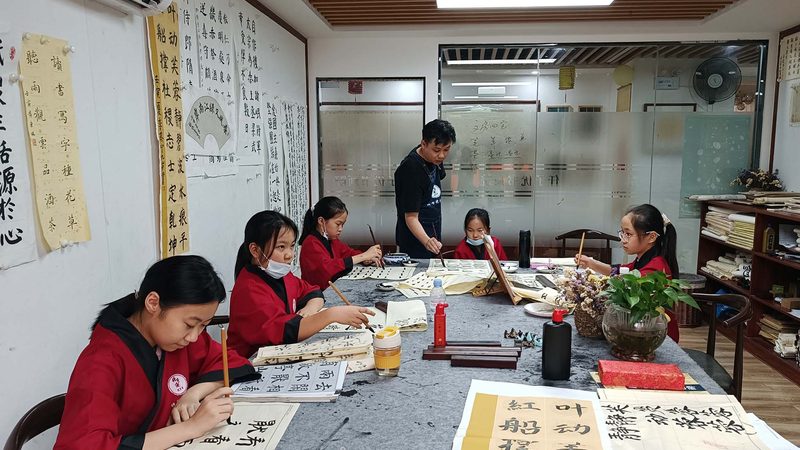 小标题：一、了解目标用户画像