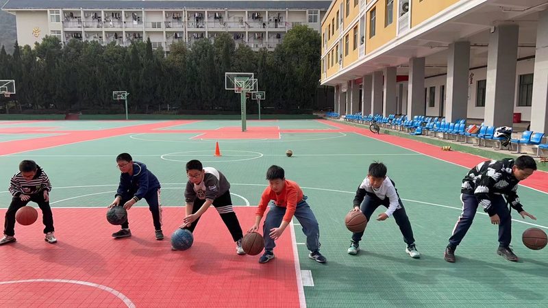 在选择北京新员工管理培训公司时，可以从以下几个方面进行考量：