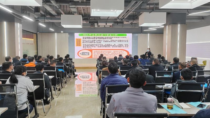 北京一级建造师培训周末班，如何选择适合自己的课程？**
