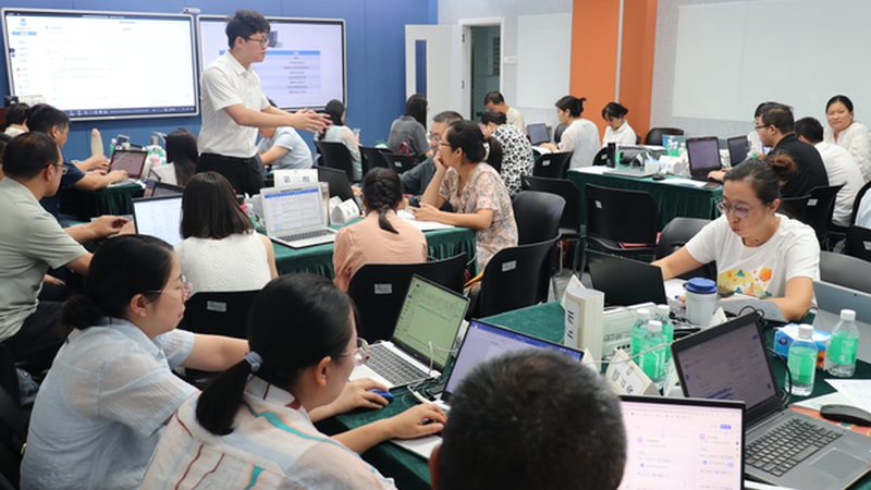 上海成人网络课程，如何挑选性价比高的课程？**